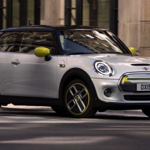 Suv Review 2018 Mercedes Benz Glc 350e Driving